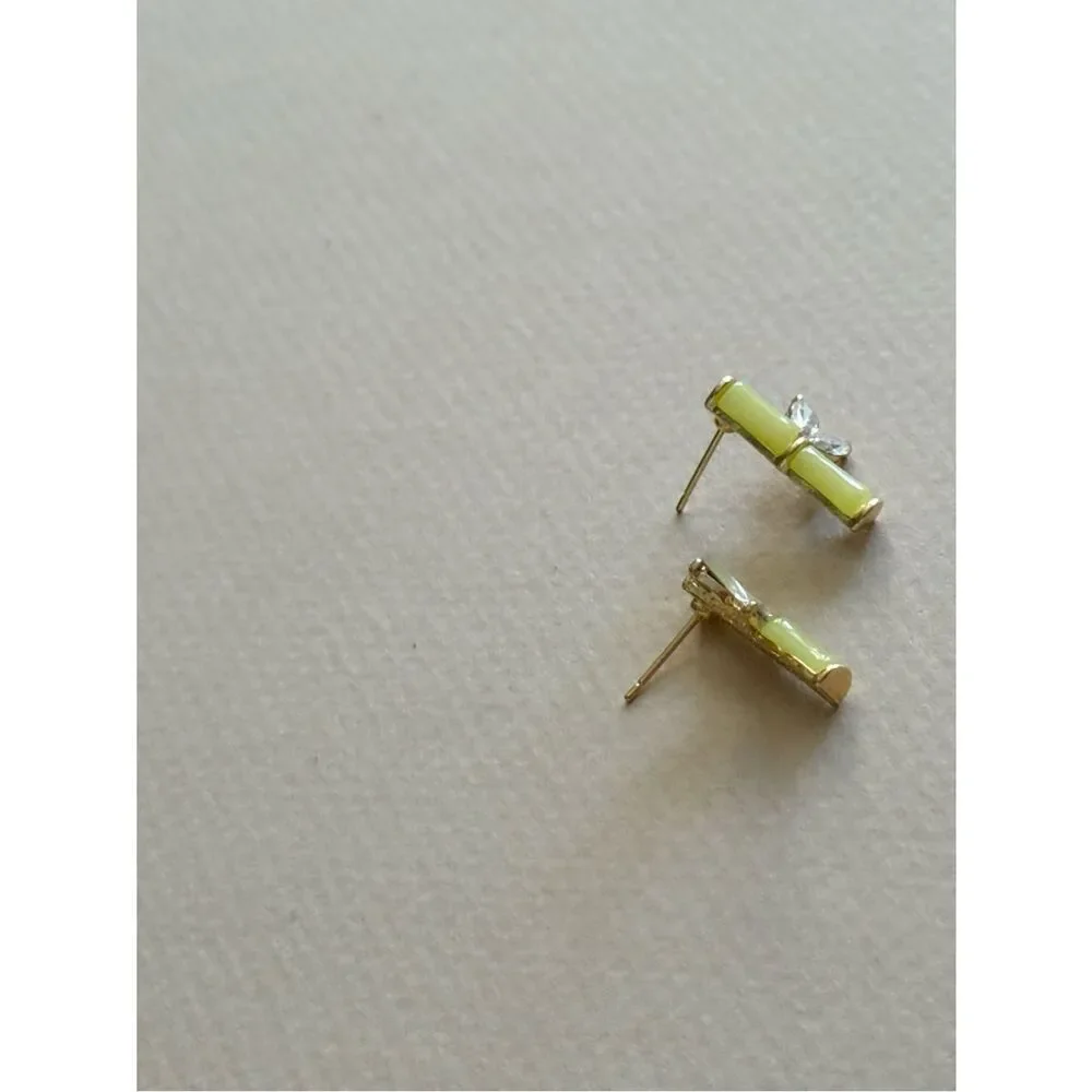 Bamboo Stud Earrings N2165